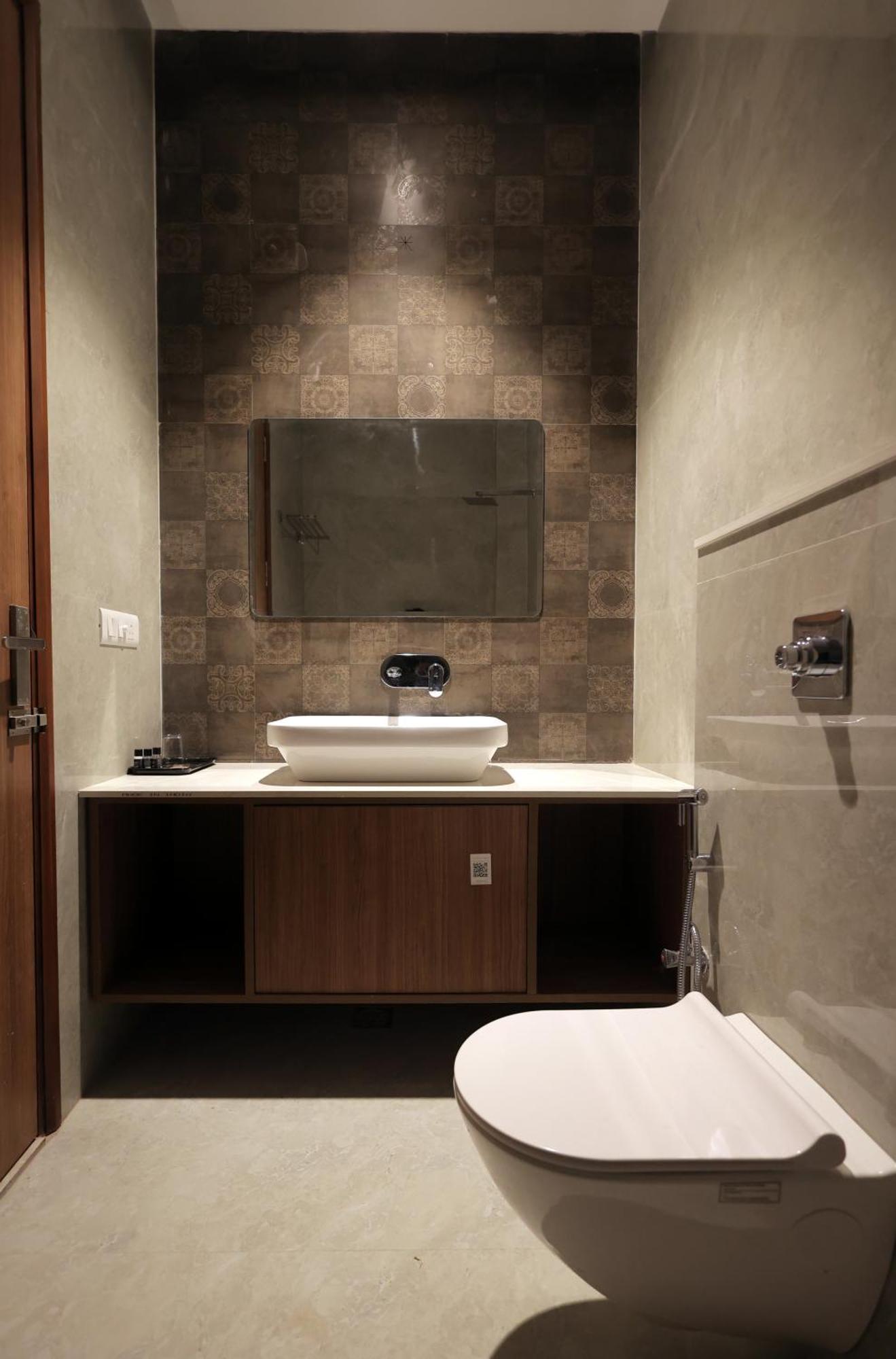 Hotel Regal Palm Moradabad Bagian luar foto